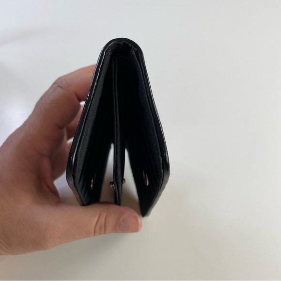 BUXTON Black Patent ID Credit Card Wallet Purse - Picture 7 of 10